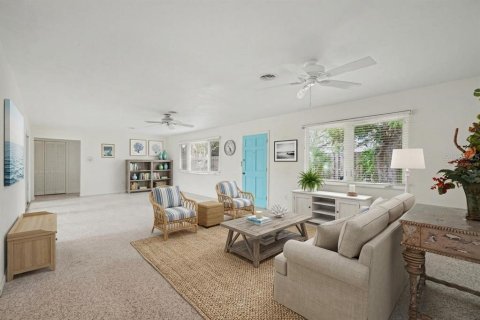 Villa ou maison à vendre à Sarasota, Floride: 2 chambres, 166.85 m2 № 2398904 - photo 7