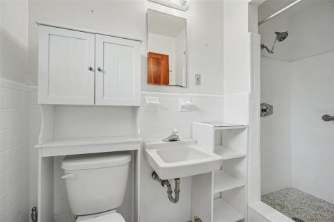 Villa ou maison à vendre à Sarasota, Floride: 2 chambres, 166.85 m2 № 2398904 - photo 29