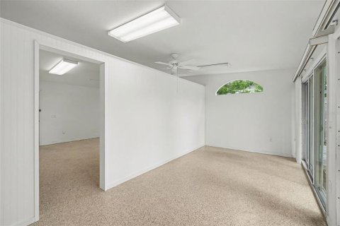Villa ou maison à vendre à Sarasota, Floride: 2 chambres, 166.85 m2 № 2398904 - photo 24