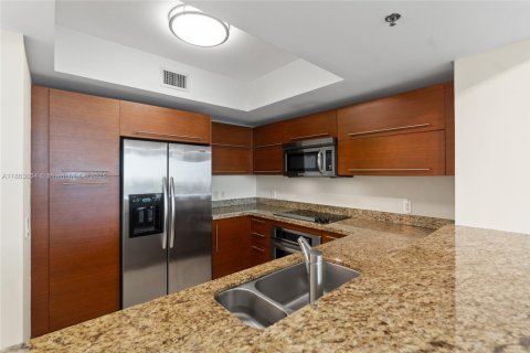 Condo in Sunrise, Florida, 3 bedrooms  № 1978800 - photo 13