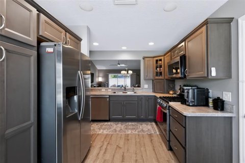 Casa en venta en The Villages, Florida, 3 dormitorios, 145.76 m2 № 2416267 - foto 21