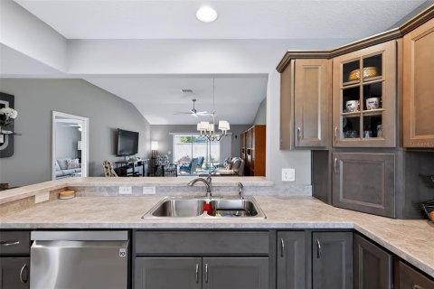 Casa en venta en The Villages, Florida, 3 dormitorios, 145.76 m2 № 2416267 - foto 16
