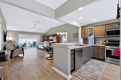 Casa en venta en The Villages, Florida, 3 dormitorios, 145.76 m2 № 2416267 - foto 14