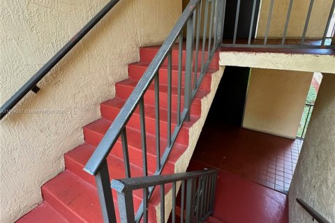 Condominio en venta en Miramar, Florida, 2 dormitorios, 76.18 m2 № 1954648 - foto 20