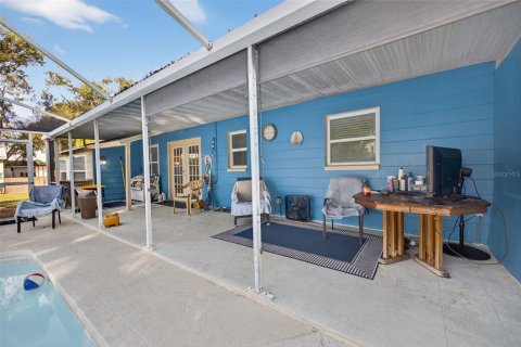 House in Brandon, Florida 3 bedrooms, 168.43 sq.m. № 2410037 - photo 8