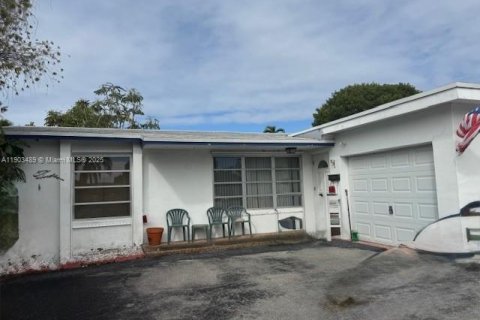Casa en venta en Sunrise, Florida, 3 dormitorios, 133.13 m2 № 1954751 - foto 1
