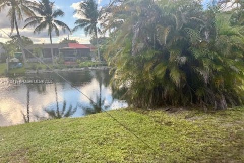 Casa en venta en Sunrise, Florida, 3 dormitorios, 133.13 m2 № 1954751 - foto 7