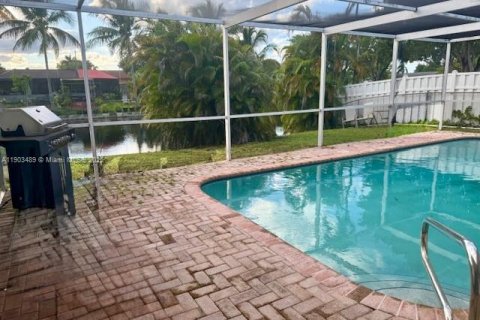 Casa en venta en Sunrise, Florida, 3 dormitorios, 133.13 m2 № 1954751 - foto 5