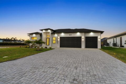 Casa en venta en Cape Coral, Florida, 4 dormitorios, 182.27 m2 № 1502469 - foto 7