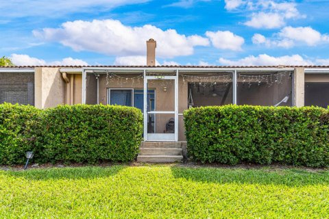 Townhouse in Parkland, Florida 3 bedrooms, 165.92 sq.m. № 2147327 - photo 17
