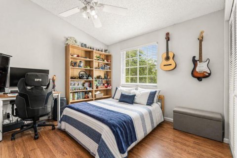 Townhouse in Parkland, Florida 3 bedrooms, 165.92 sq.m. № 2147327 - photo 12