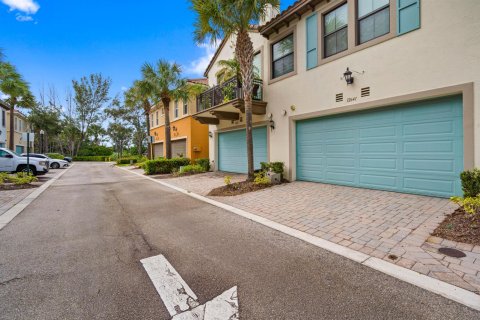 Touwnhouse à vendre à Sunrise, Floride: 3 chambres, 149.67 m2 № 2431258 - photo 12