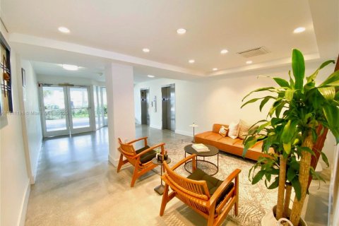 Condominio en venta en North Bay Village, Florida, 1 dormitorio, 70.61 m2 № 1832377 - foto 14