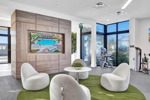 Снять в аренду виллу или дом в Дорал, Флорида 3 спальни, 202.16м2, № 1989905 - фото 23