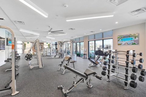 Снять в аренду виллу или дом в Дорал, Флорида 3 спальни, 202.16м2, № 1989905 - фото 19