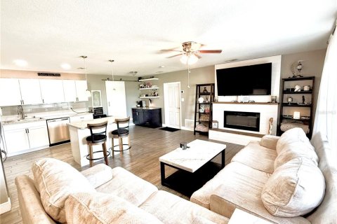 Casa en venta en Bradenton, Florida, 3 dormitorios, 109.07 m2 № 1917667 - foto 3