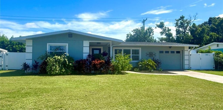 Casa en Bradenton, Florida 3 dormitorios, 109.07 m2 № 1917667