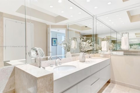 Copropriété à vendre à Miami, Floride: 2 chambres, 157.38 m2 № 1979564 - photo 18