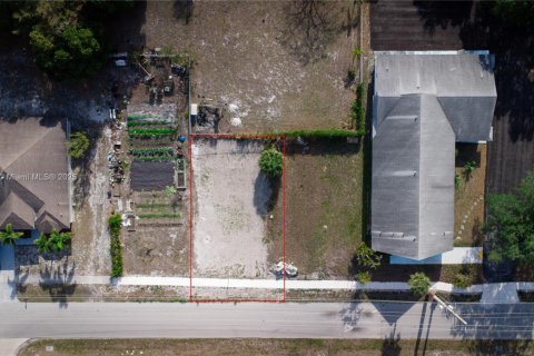 Terreno en venta en Deerfield Beach, Florida № 1985667 - foto 7