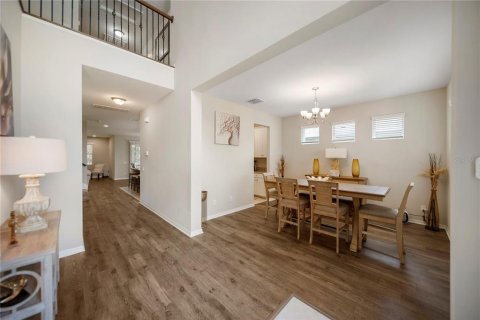 House in Riverview, Florida 5 bedrooms, 331.29 sq.m. № 2223106 - photo 7