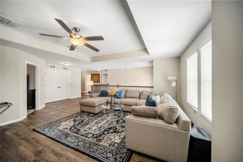 House in Riverview, Florida 5 bedrooms, 331.29 sq.m. № 2223106 - photo 23