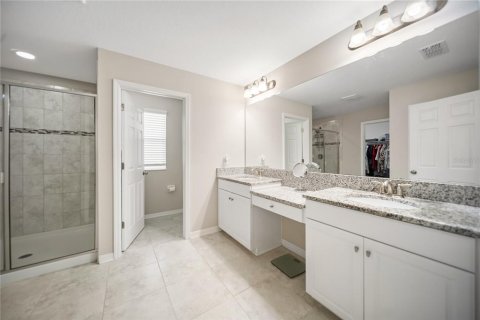 House in Riverview, Florida 5 bedrooms, 331.29 sq.m. № 2223106 - photo 26