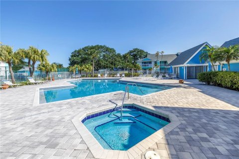 Condominio en venta en Palm Harbor, Florida, 2 dormitorios, 83.43 m2 № 2157863 - foto 25