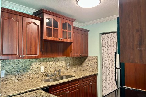 Condominio en venta en Palm Harbor, Florida, 2 dormitorios, 83.43 m2 № 2157863 - foto 9