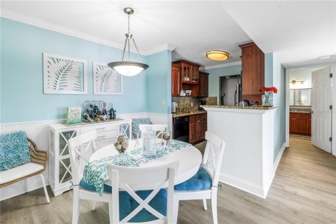 Condominio en venta en Palm Harbor, Florida, 2 dormitorios, 83.43 m2 № 2157863 - foto 6