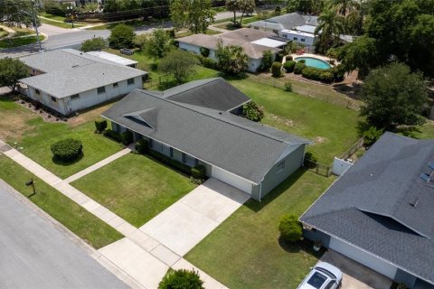 Casa en venta en Orlando, Florida, 4 dormitorios, 175.03 m2 № 1747418 - foto 8