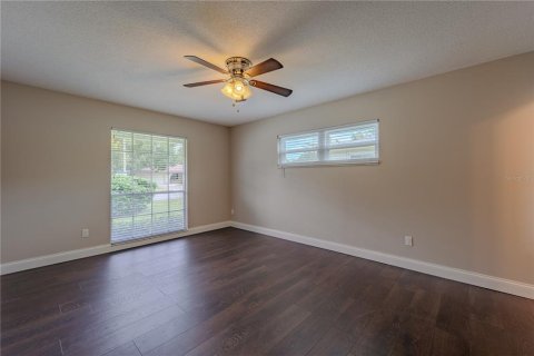 Casa en venta en Orlando, Florida, 4 dormitorios, 175.03 m2 № 1747418 - foto 21