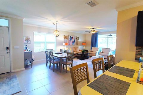 Casa en venta en North Fort Myers, Florida, 2 dormitorios, 139.07 m2 № 1843205 - foto 10