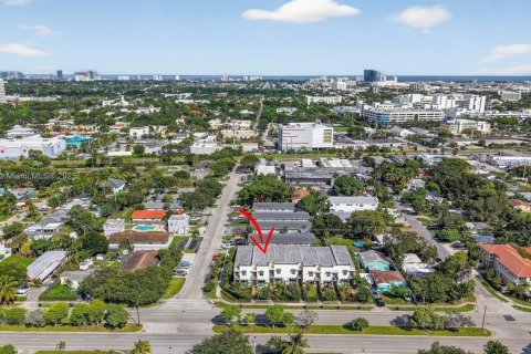 Touwnhouse à louer à Fort Lauderdale, Floride: 3 chambres, 195.56 m2 № 1976355 - photo 4