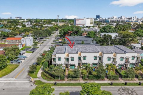 Touwnhouse à louer à Fort Lauderdale, Floride: 3 chambres, 195.56 m2 № 1976355 - photo 13