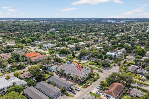 Touwnhouse à louer à Fort Lauderdale, Floride: 3 chambres, 195.56 m2 № 1976355 - photo 8