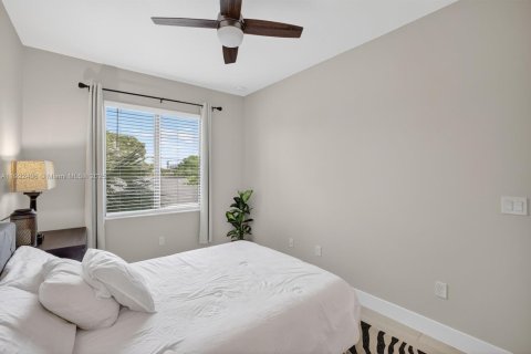 Touwnhouse à louer à Fort Lauderdale, Floride: 3 chambres, 195.56 m2 № 1976355 - photo 22