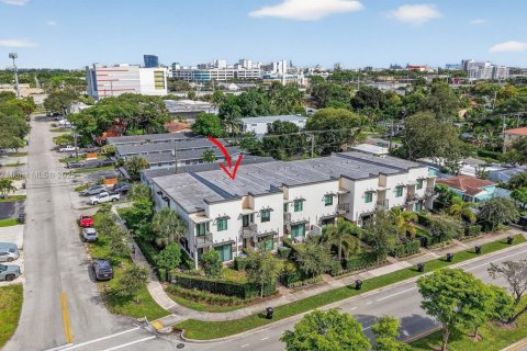 Touwnhouse à louer à Fort Lauderdale, Floride: 3 chambres, 195.56 m2 № 1976355 - photo 14
