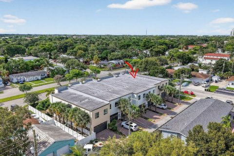 Touwnhouse à louer à Fort Lauderdale, Floride: 3 chambres, 195.56 m2 № 1976355 - photo 11