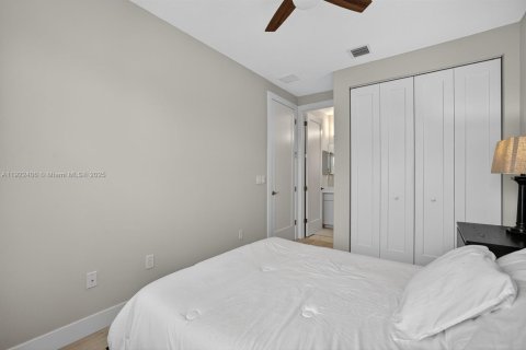Touwnhouse à louer à Fort Lauderdale, Floride: 3 chambres, 195.56 m2 № 1976355 - photo 21