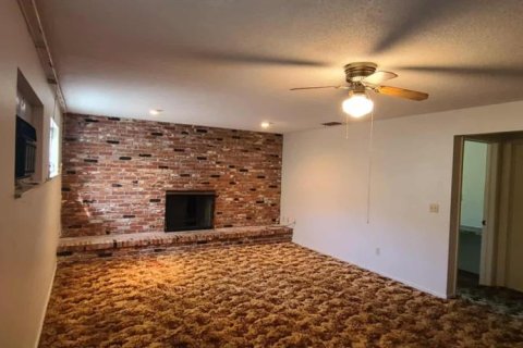House in Largo, Florida 7 bedrooms, 407.84 sq.m. № 1757600 - photo 21