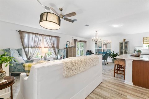 Купить виллу или дом в Палм-Кост, Флорида 7 комнат, 143.26м2, № 1130523 - фото 10