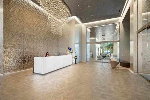 Condominio en venta en Sunny Isles Beach, Florida, 4 dormitorios, 517.74 m2 № 1970576 - foto 29