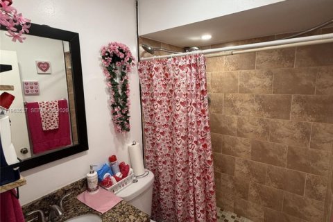 Villa ou maison à vendre à Miami, Floride: 3 chambres, 104.52 m2 № 2025594 - photo 29