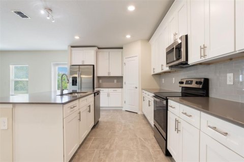 House in Ocoee, Florida 5 bedrooms, 203.83 sq.m. № 1673689 - photo 11