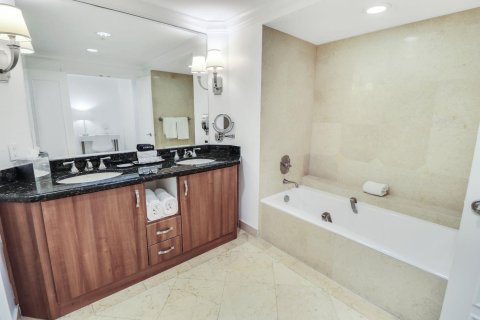 Condominio en venta en Fort Lauderdale, Florida, 1 dormitorio, 90.58 m2 № 2153789 - foto 21