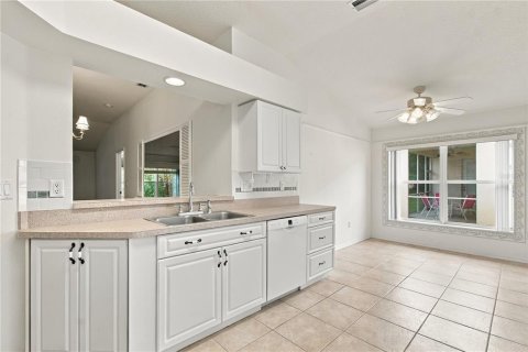 Villa ou maison à vendre à New Port Richey, Floride: 3 chambres, 151.62 m2 № 2413937 - photo 16