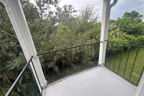 Condo in Orlando, Florida, 1 bedroom  № 1915326 - photo 15