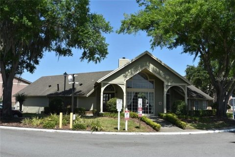 Condo in Orlando, Florida, 1 bedroom  № 1915326 - photo 2