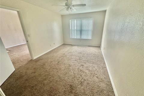 Condo in Orlando, Florida, 1 bedroom  № 1915326 - photo 13