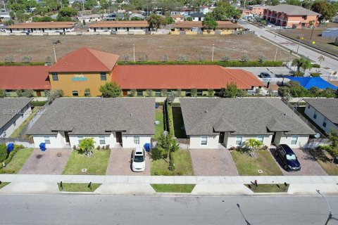 Immobilier commercial à Riviera Beach, Floride № 2033825